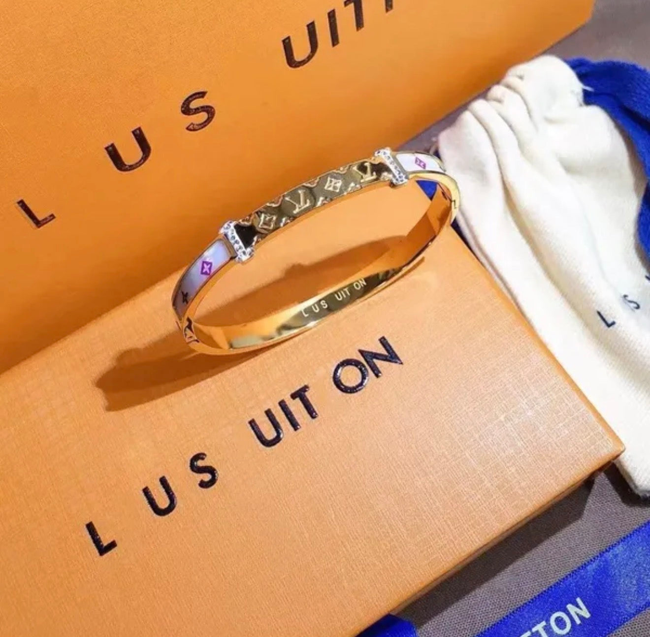 Lv bracelet