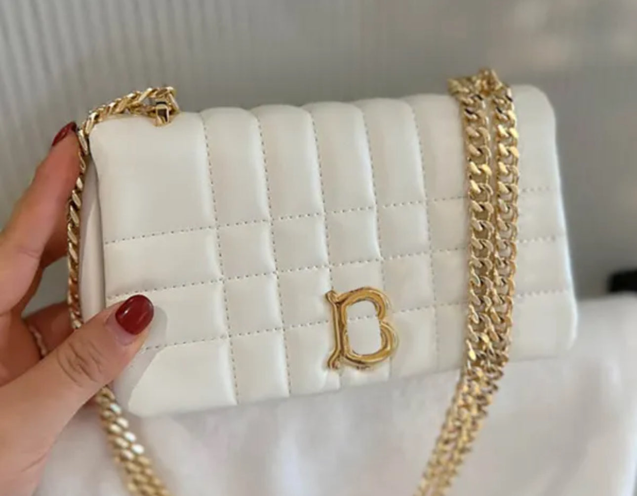 Berry purse
