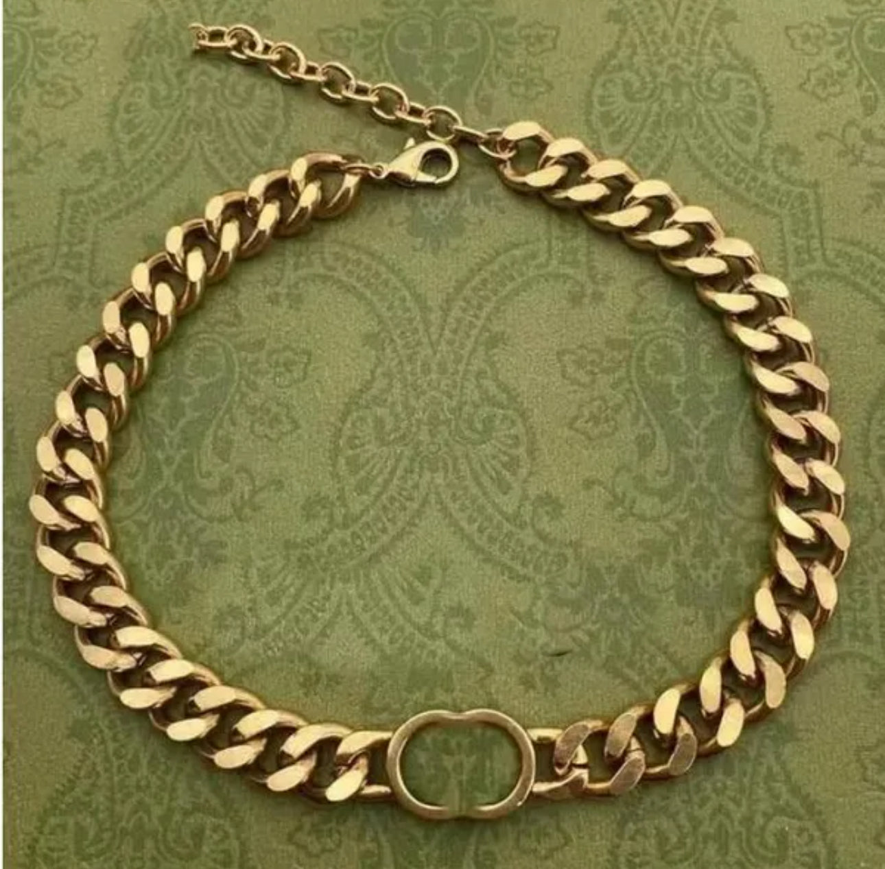 GG necklace