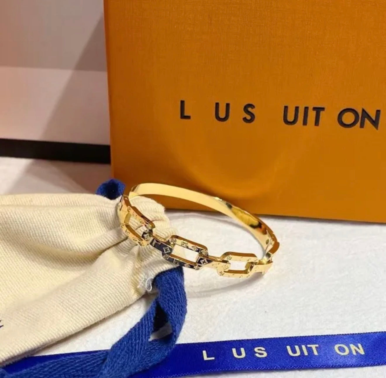 Lv bracelet