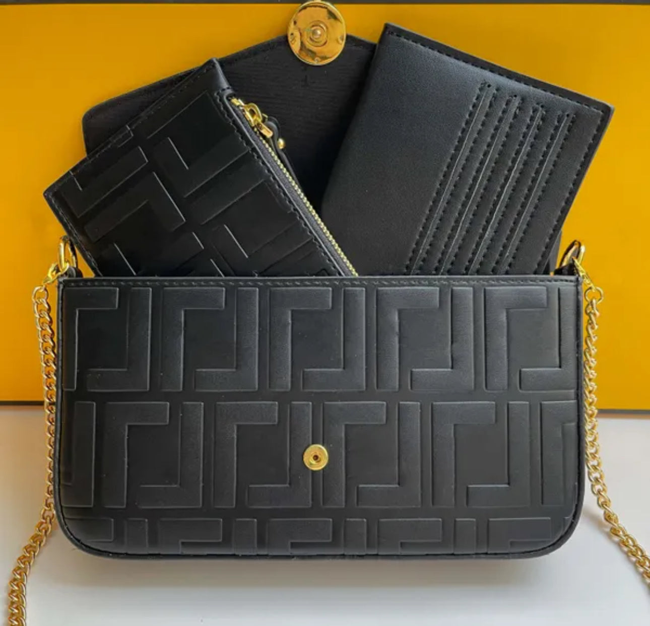 Fendie purse