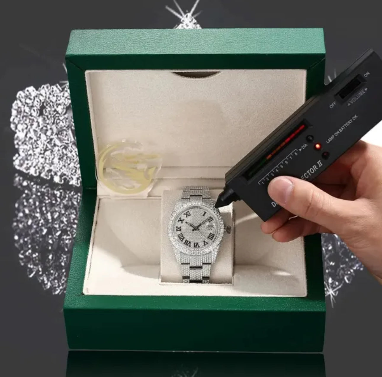 High quality watch box + certificate