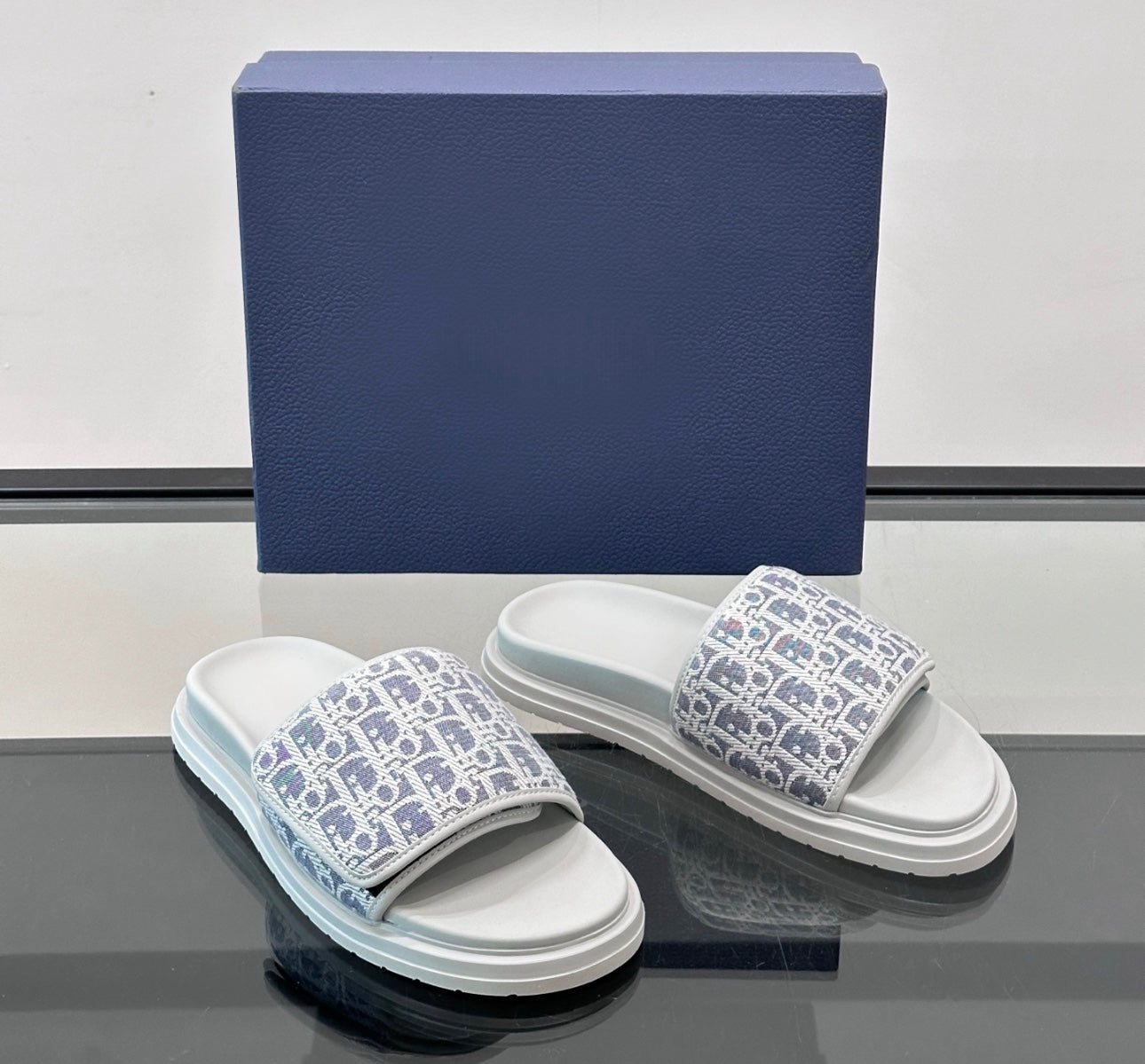 Diorie sandals