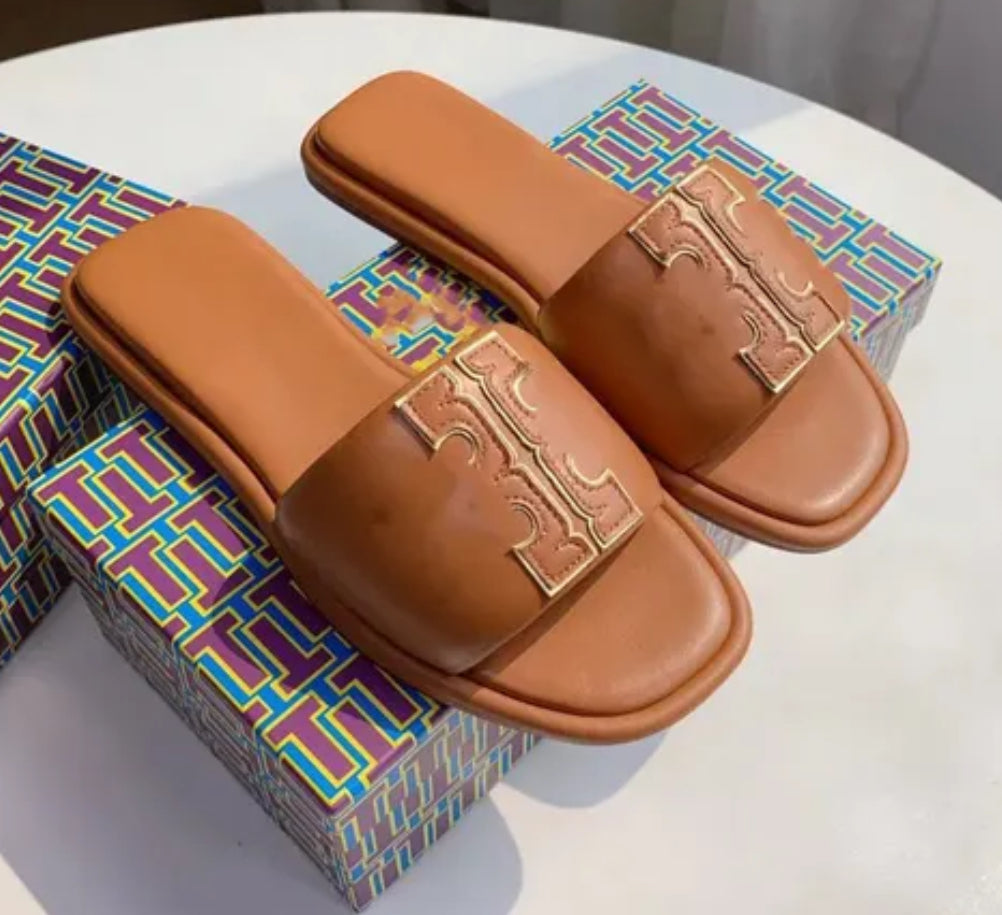 Tary sandals