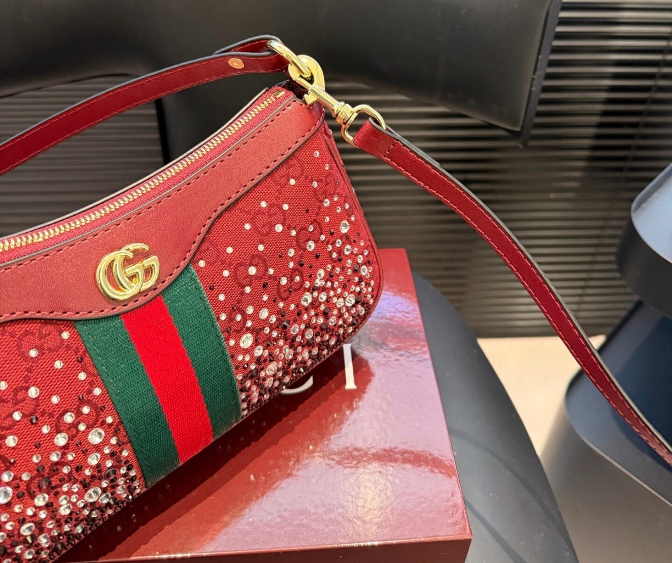 GG purse