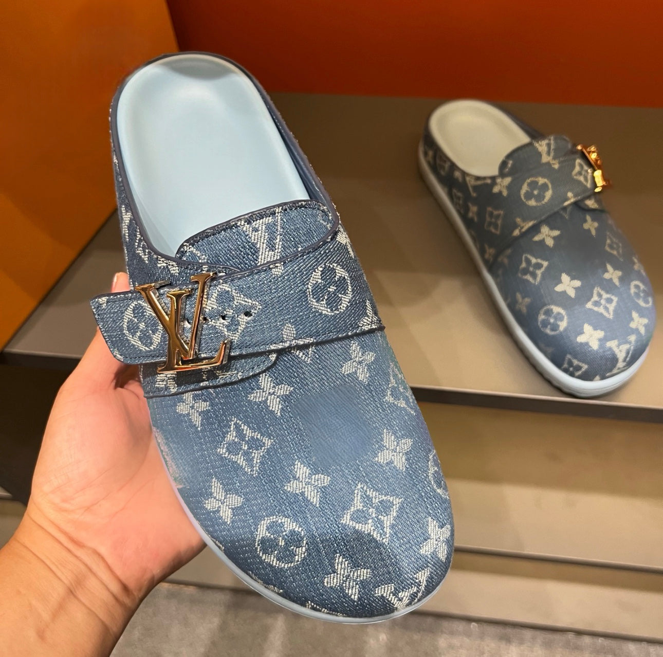 LV slip-on