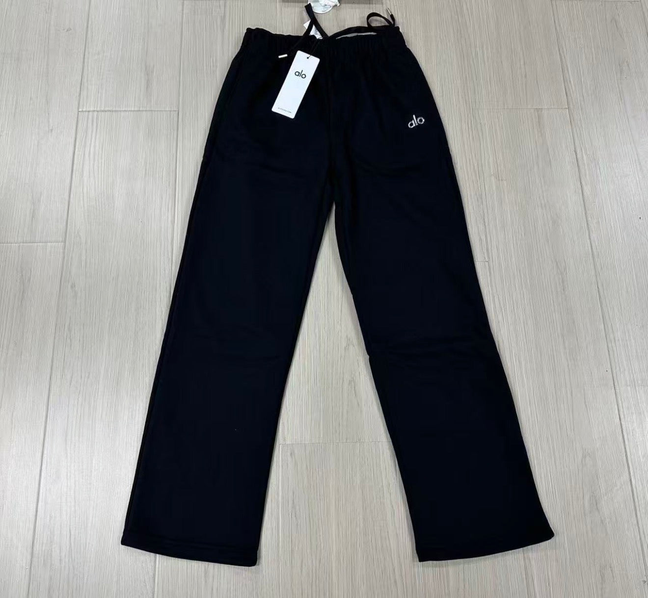 Aloo set (sweater + joggers)