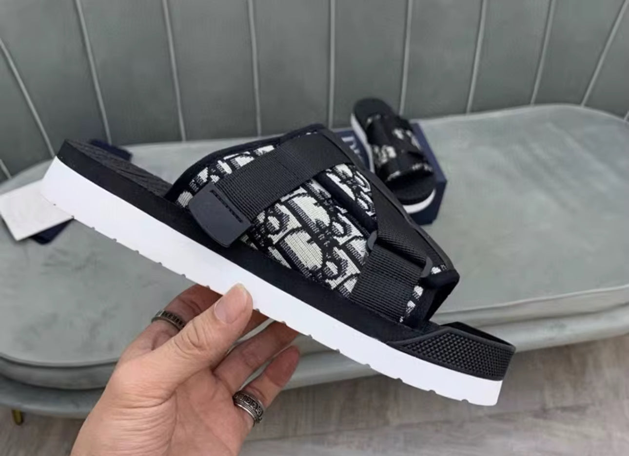 Diorie sandals