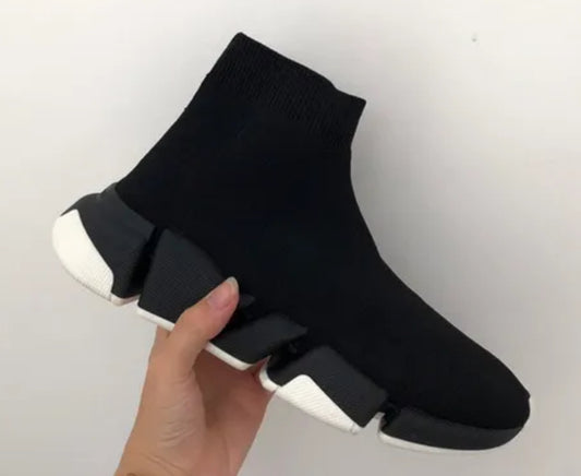 Sock shoes