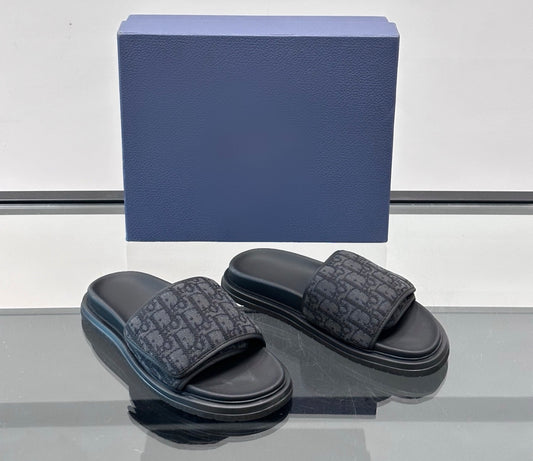 Diorie sandals