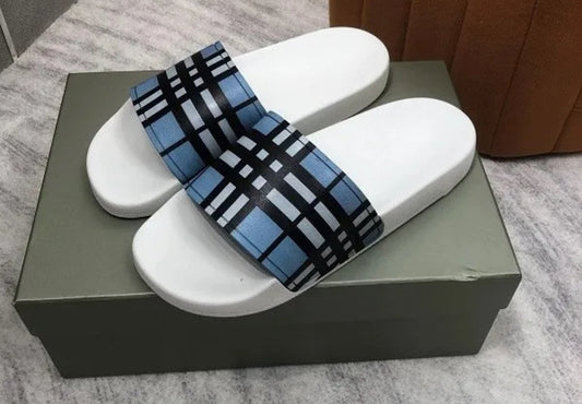 Berry sandals