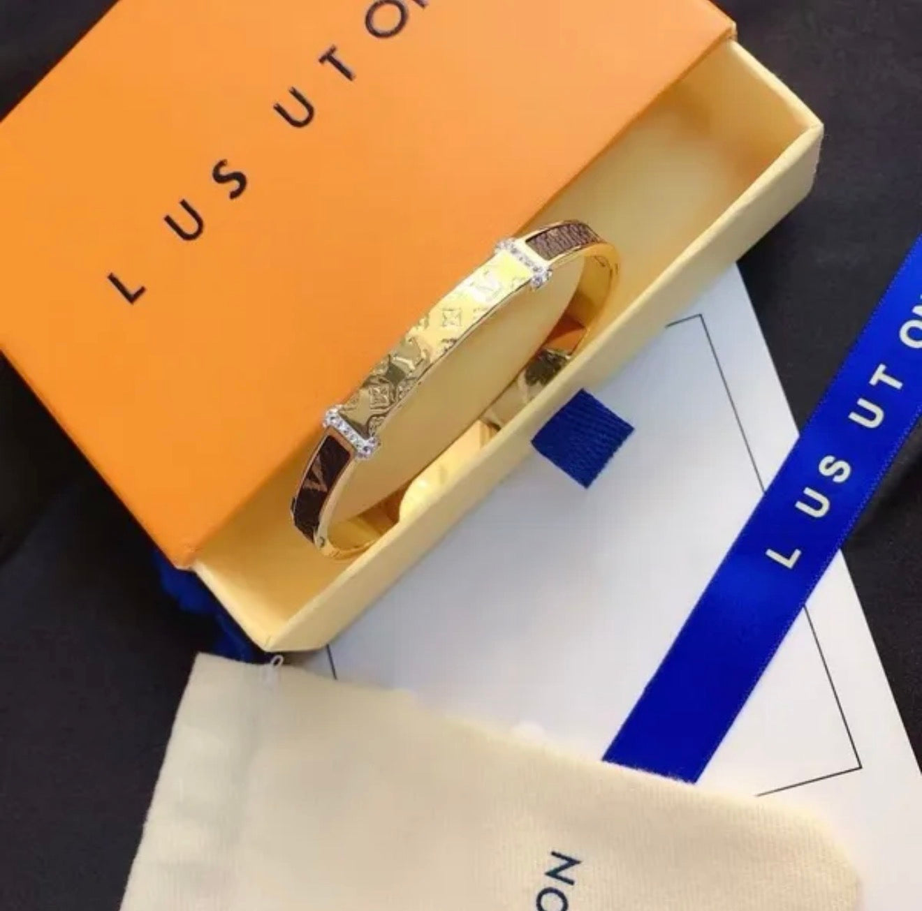 Lv bracelet