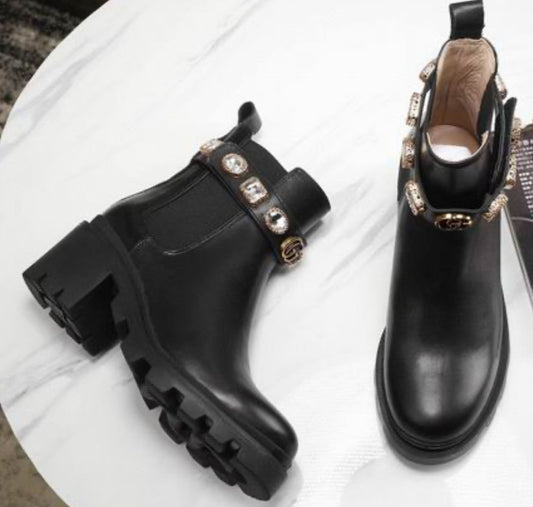 GG boots