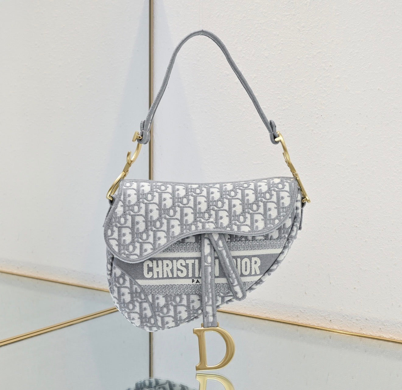 Diorie purse