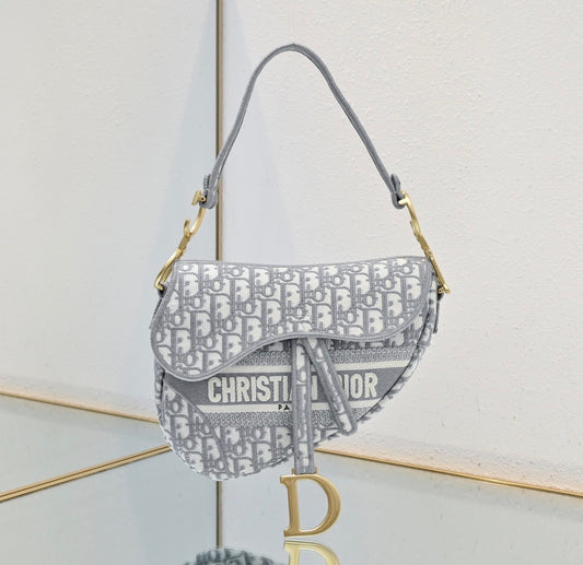 Diorie purse
