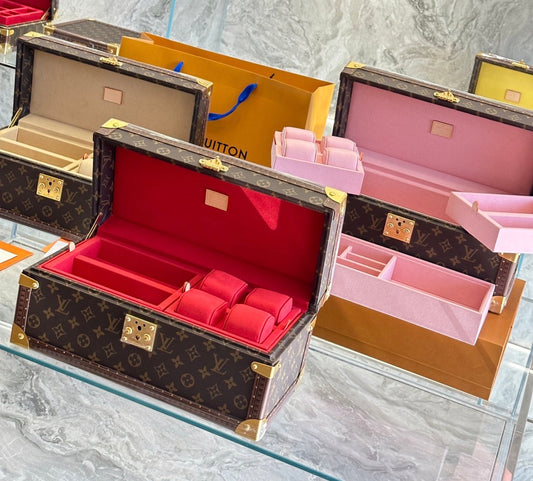 Louie jewelry box