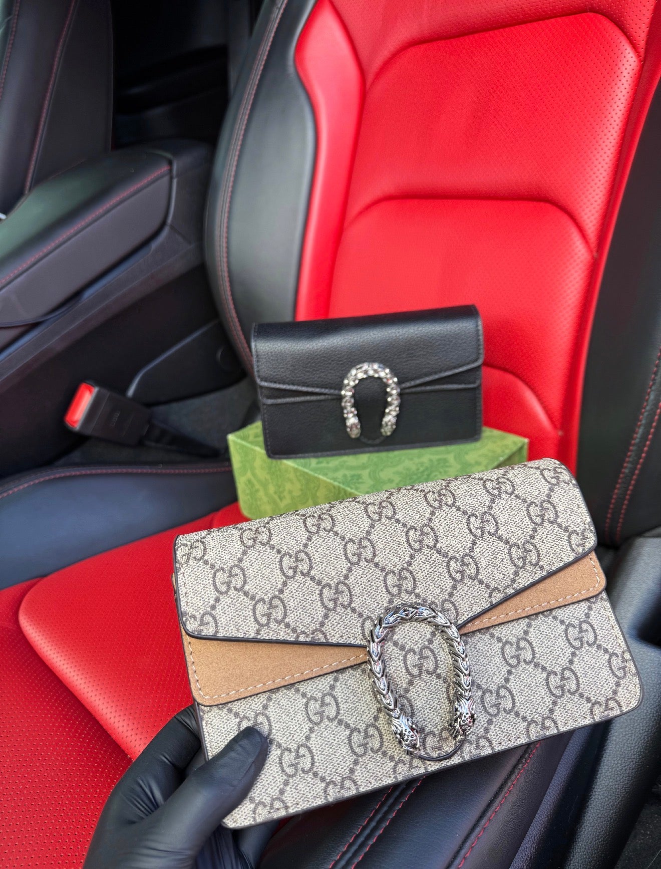 GG purse