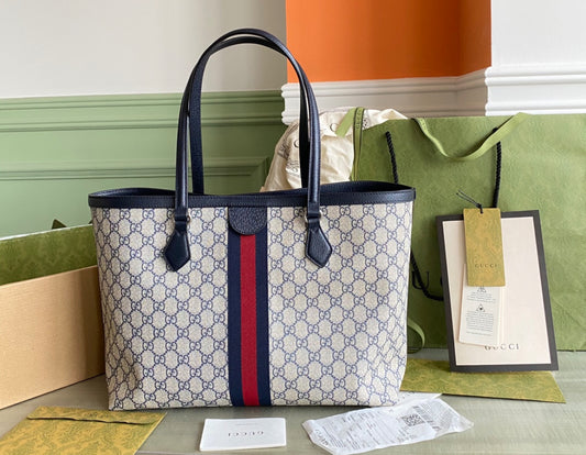 GG purse