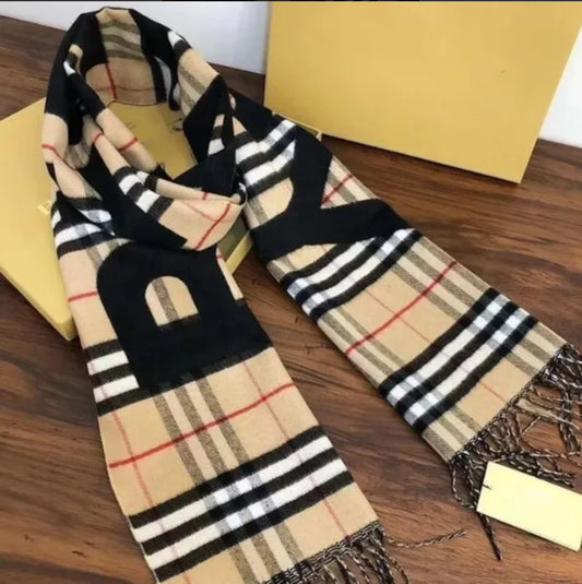Berry scarf