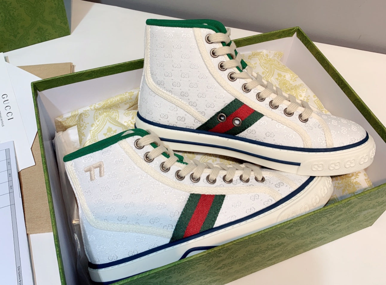 GG shoes