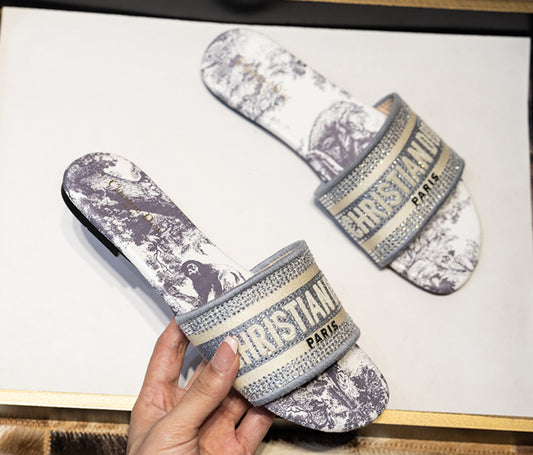 Diorie sandals