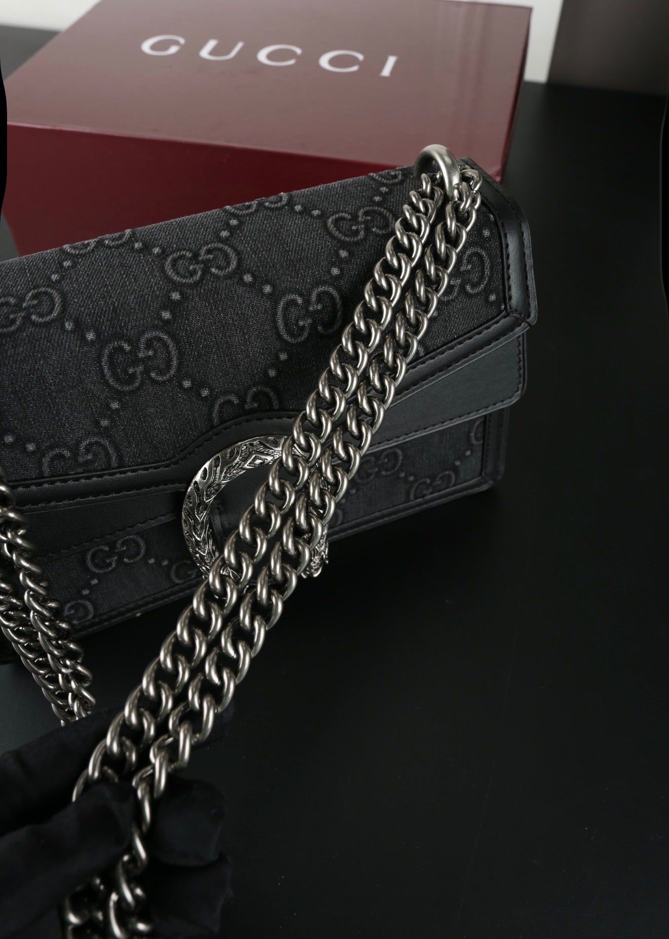 GG purse