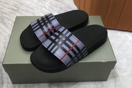 Berry sandals