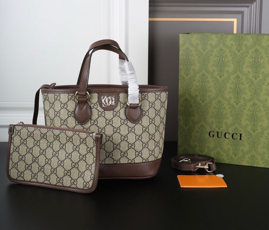 GG purse