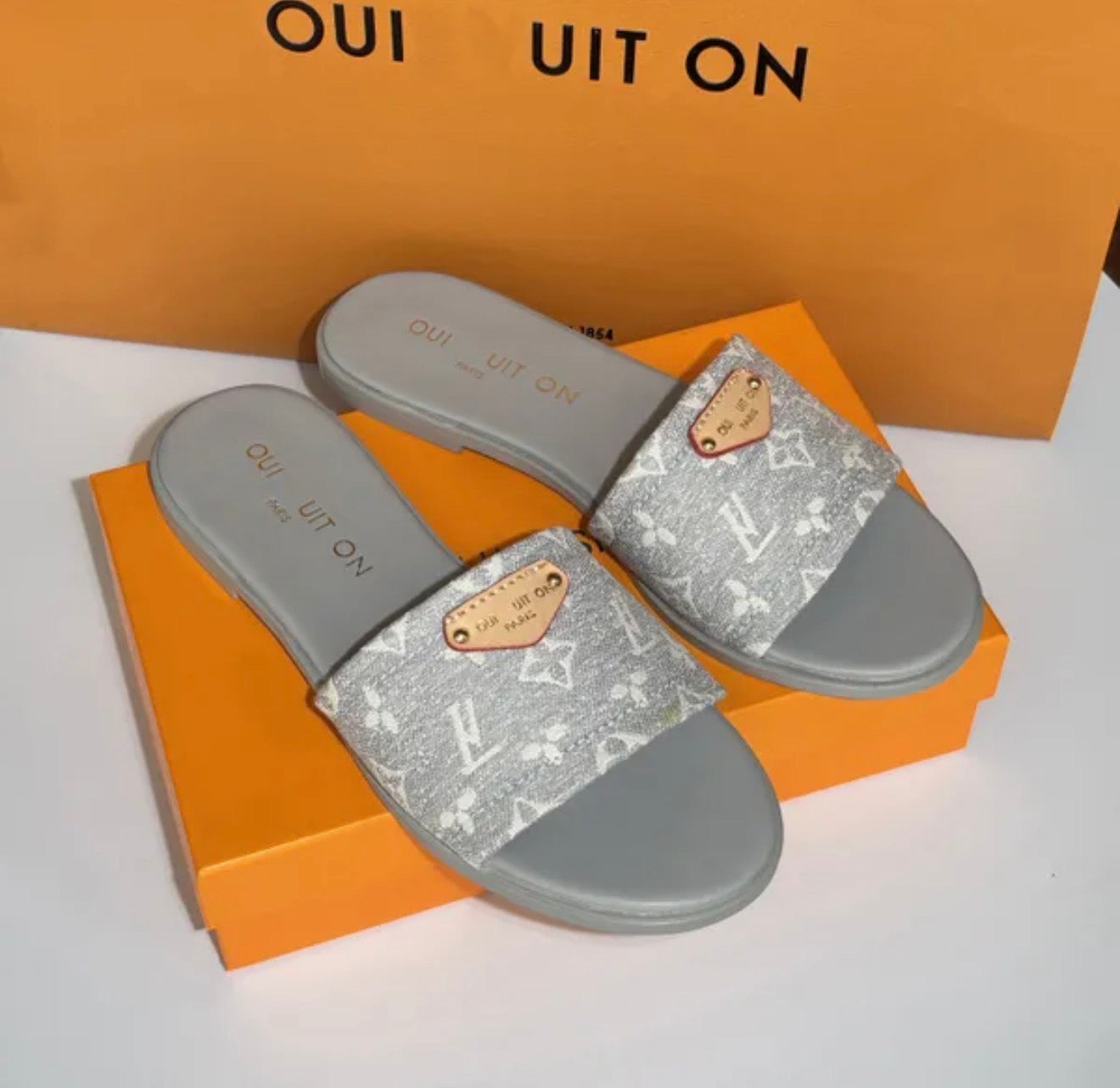 Louie sandals