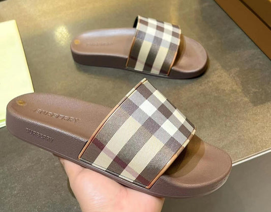 Berry slippers