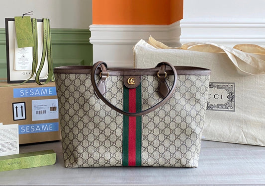 GG purse