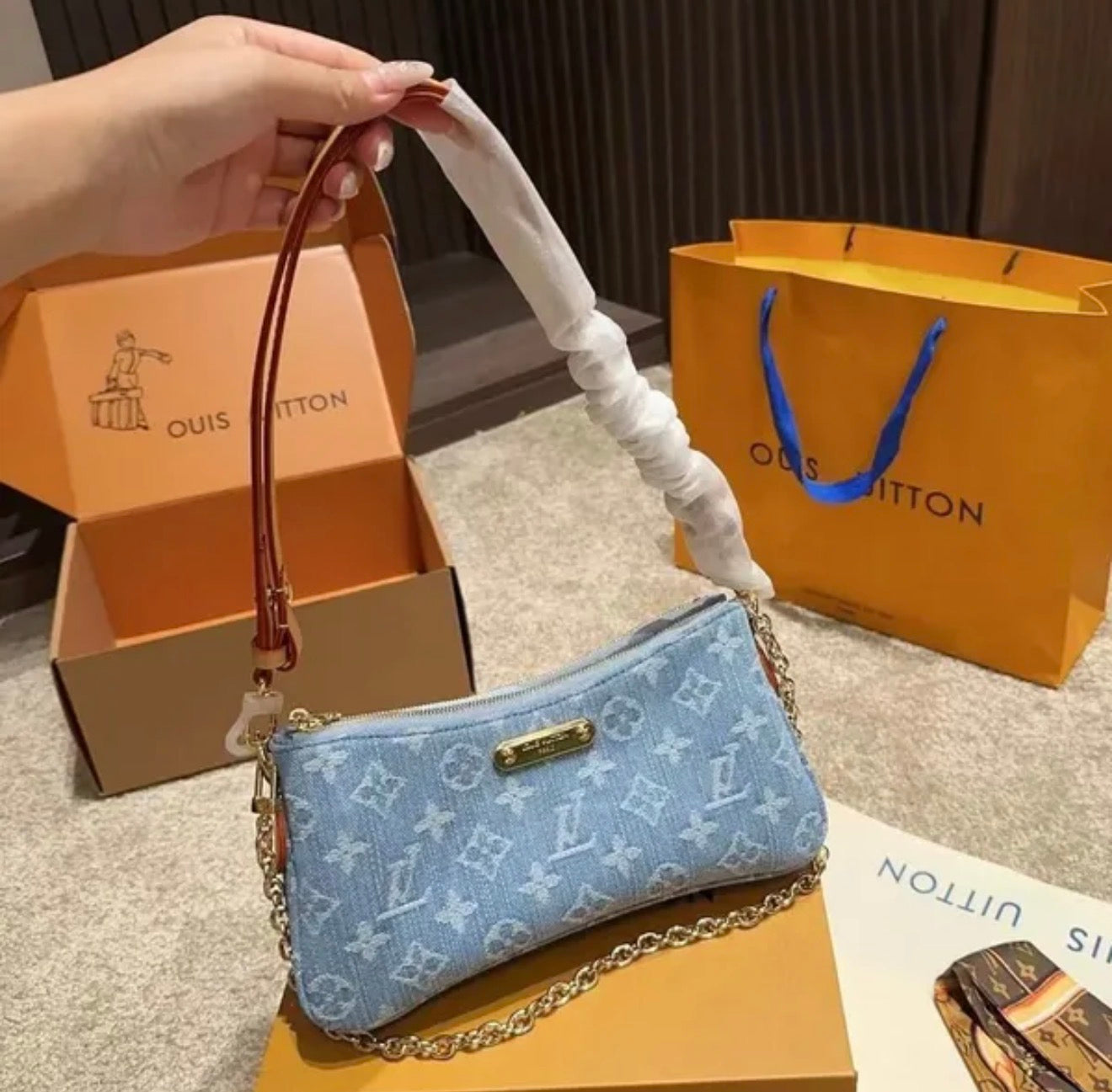Louie purse