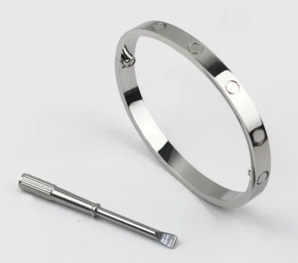 Carter bracelet