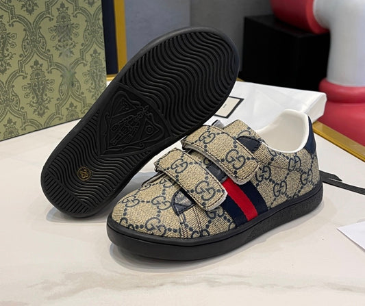 GG kids shoes