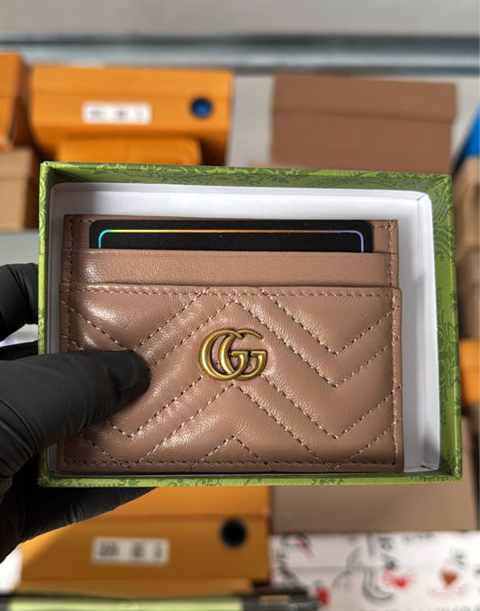 GG card holder