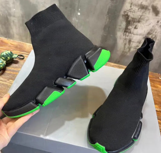 Sock shoes