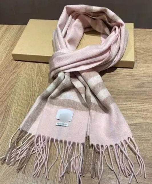 Berry scarf