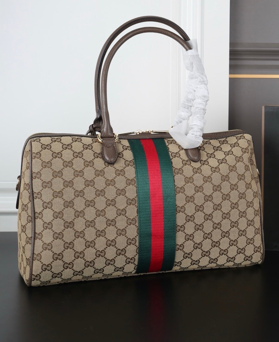 GG purse