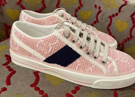 GG shoes