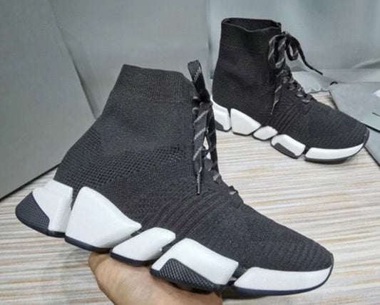 Sock shoes