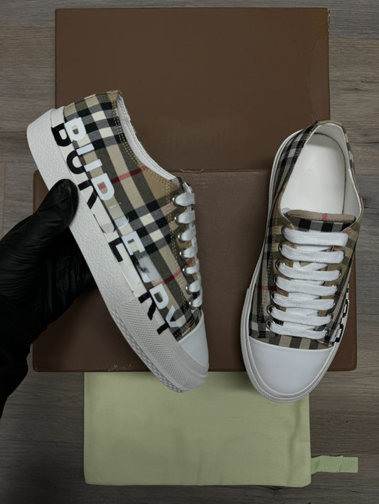 Berry Letter Shoes