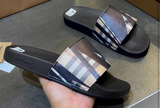Berry slippers