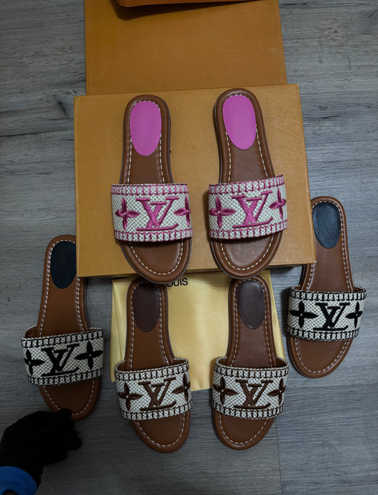 Lv sandals