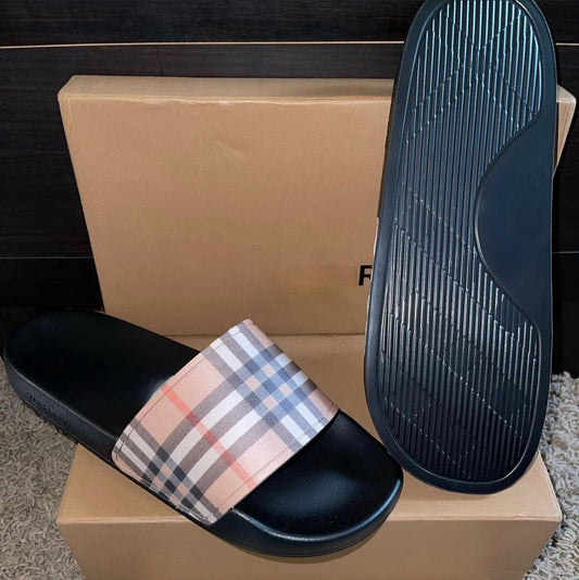 Berry sandals