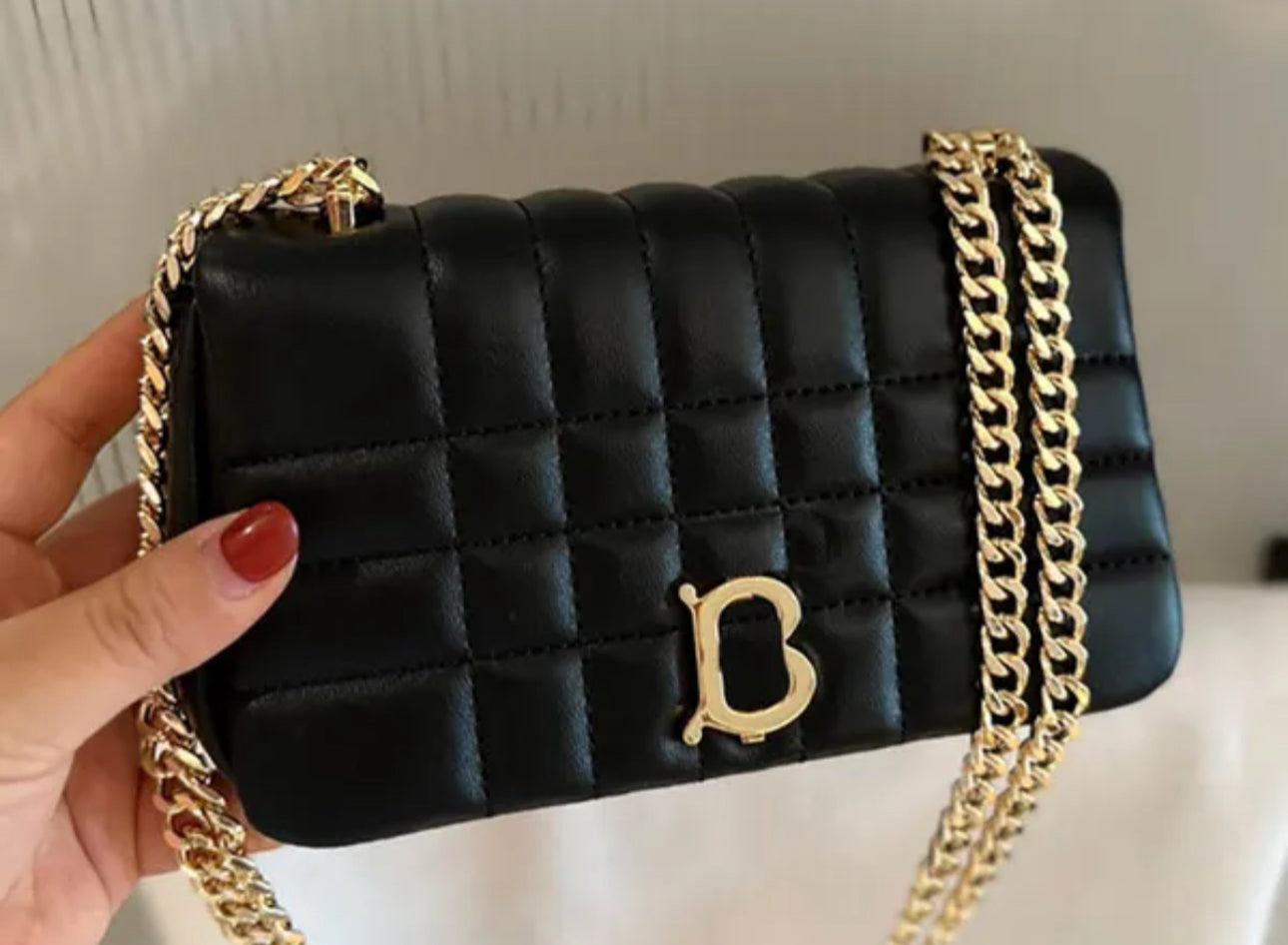 Berry purse