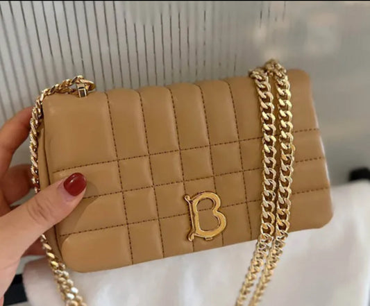Berry purse