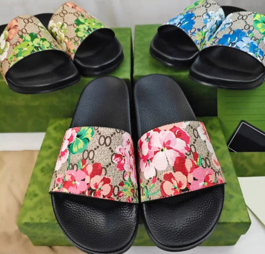 GG sandals